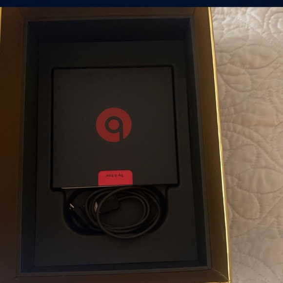 Dre Beats - Picture 2 of 5